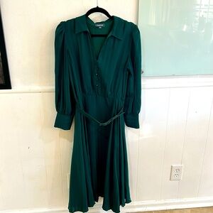 Green Long Sleeved ModCloth Midi Length Size 10 Dresss